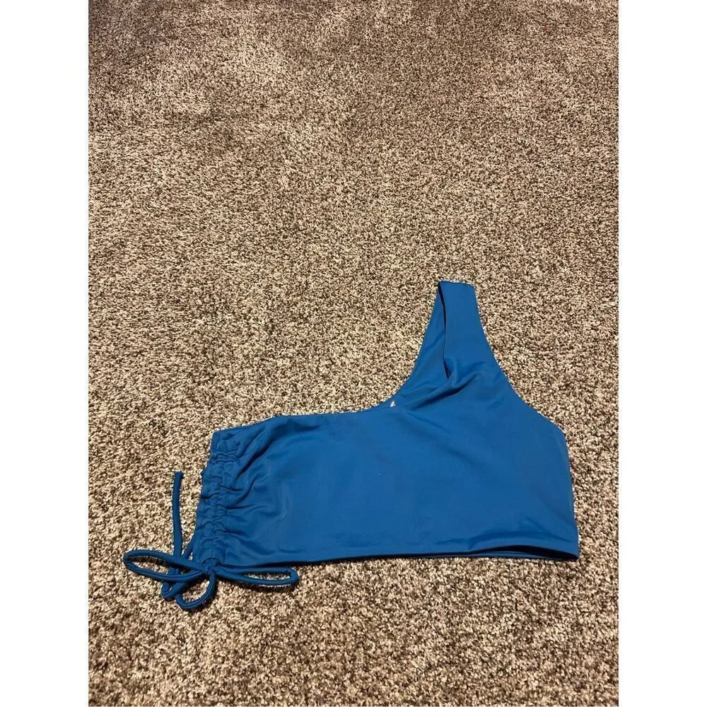 ‼️sale‼️Desert Dreamer blue bikini top size small